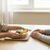 【親の食事に悩む方へ】食宅便は高齢者におすすめ？「やわらかい食事」コースを実食レビュー！